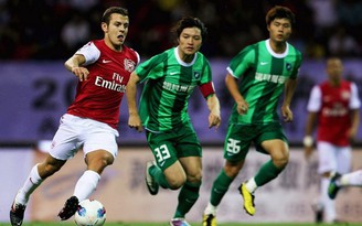 Jack Wilshere vắng mặt ở EURO 2012